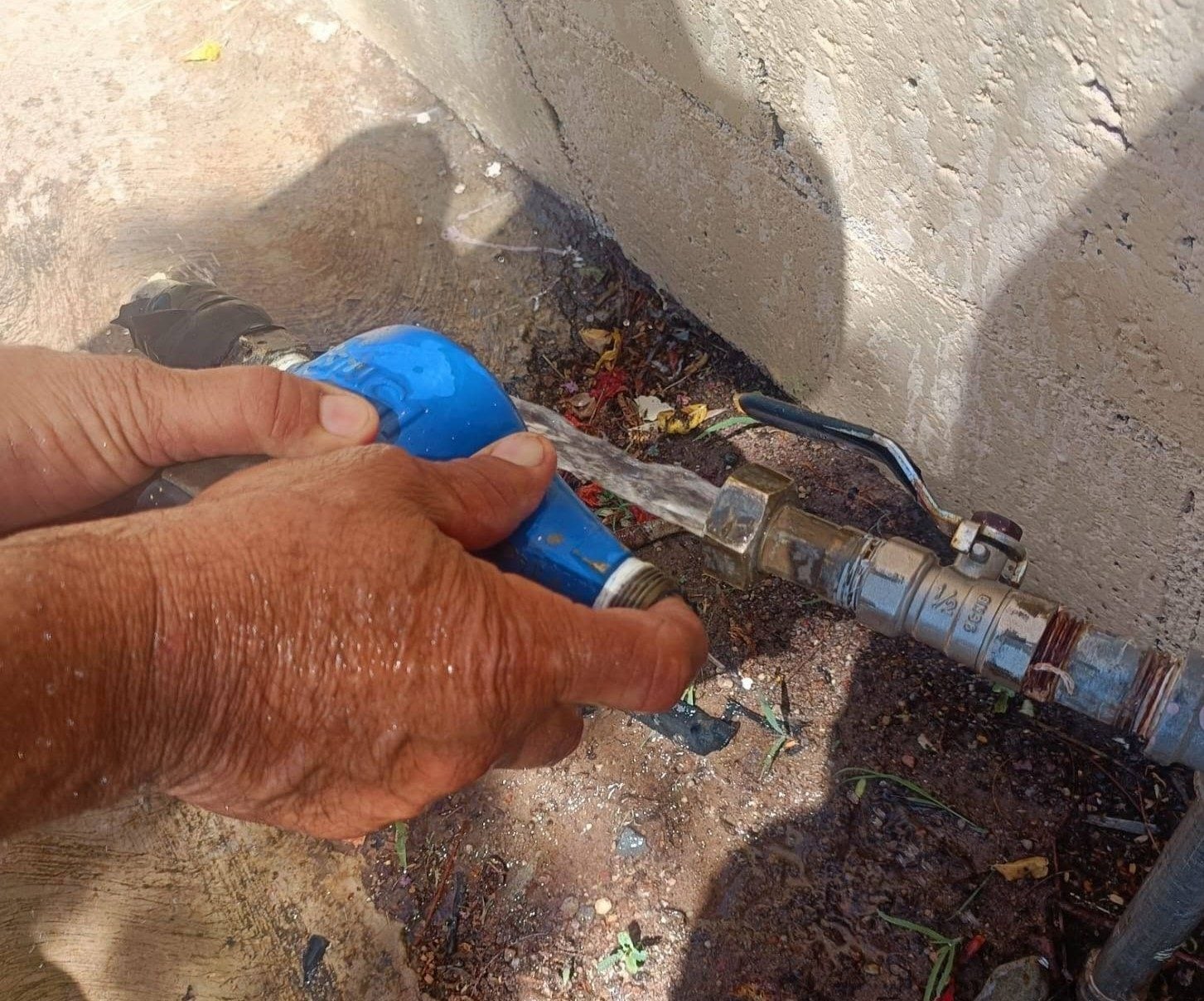 MANTENIMIENTO A TUBERÍAS EN EL MUNICIPIO