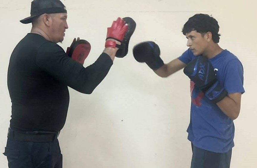 CLASE DE BOX DIRIGIDA A LA JUVENTUD DE TEPACHE